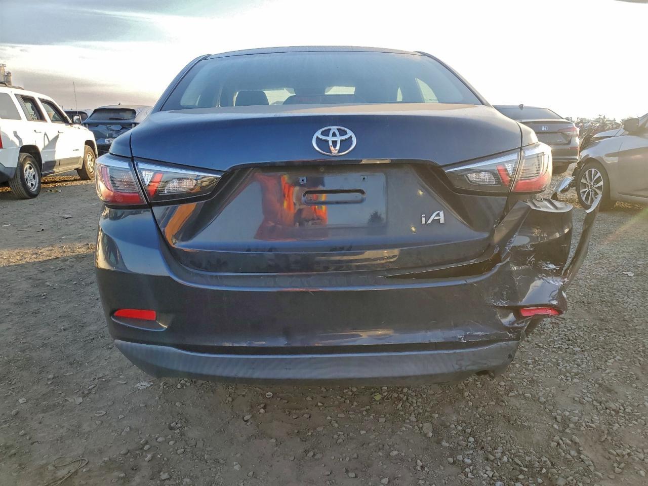 2017 TOYOTA YARIS