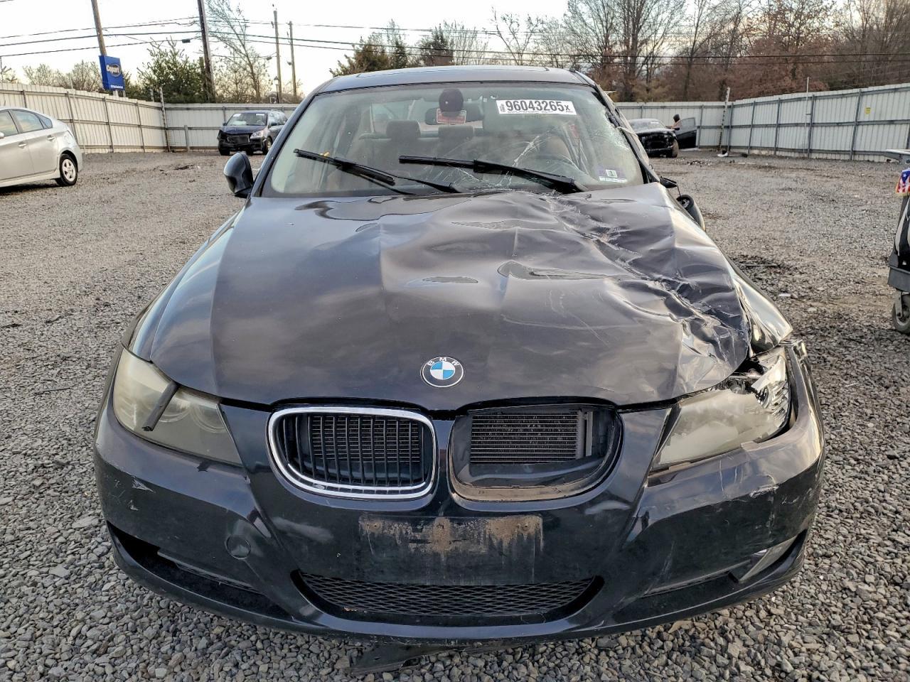 2011 BMW 3 SERIES