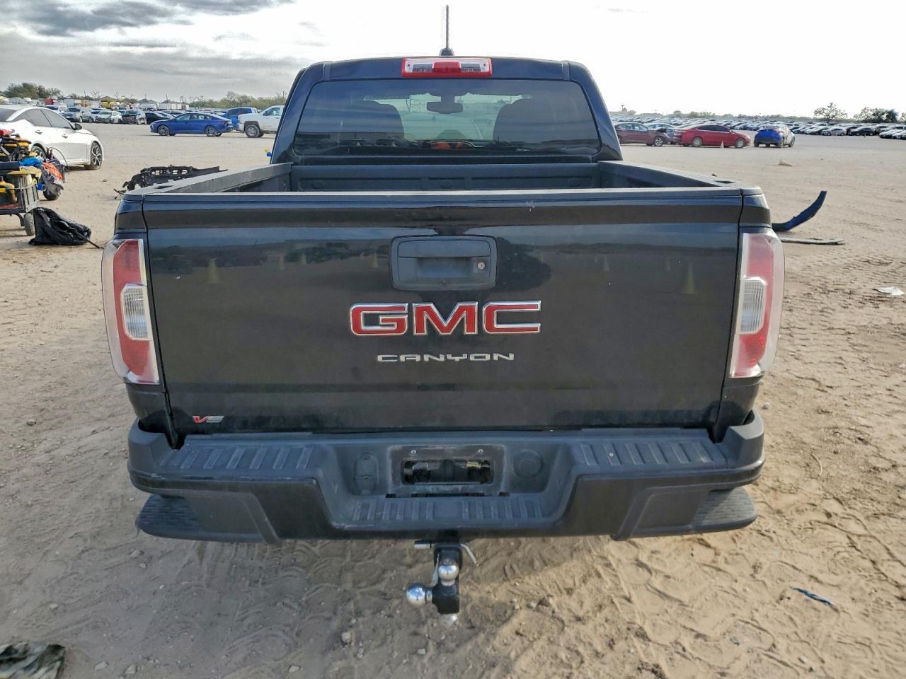 2022 GMC CANYON