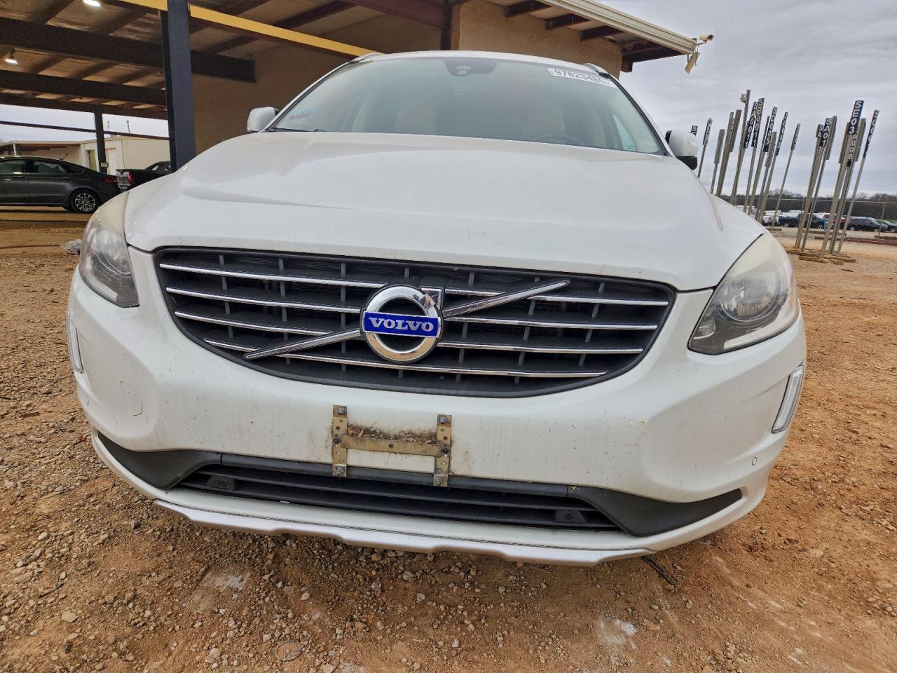 2015 VOLVO XC60