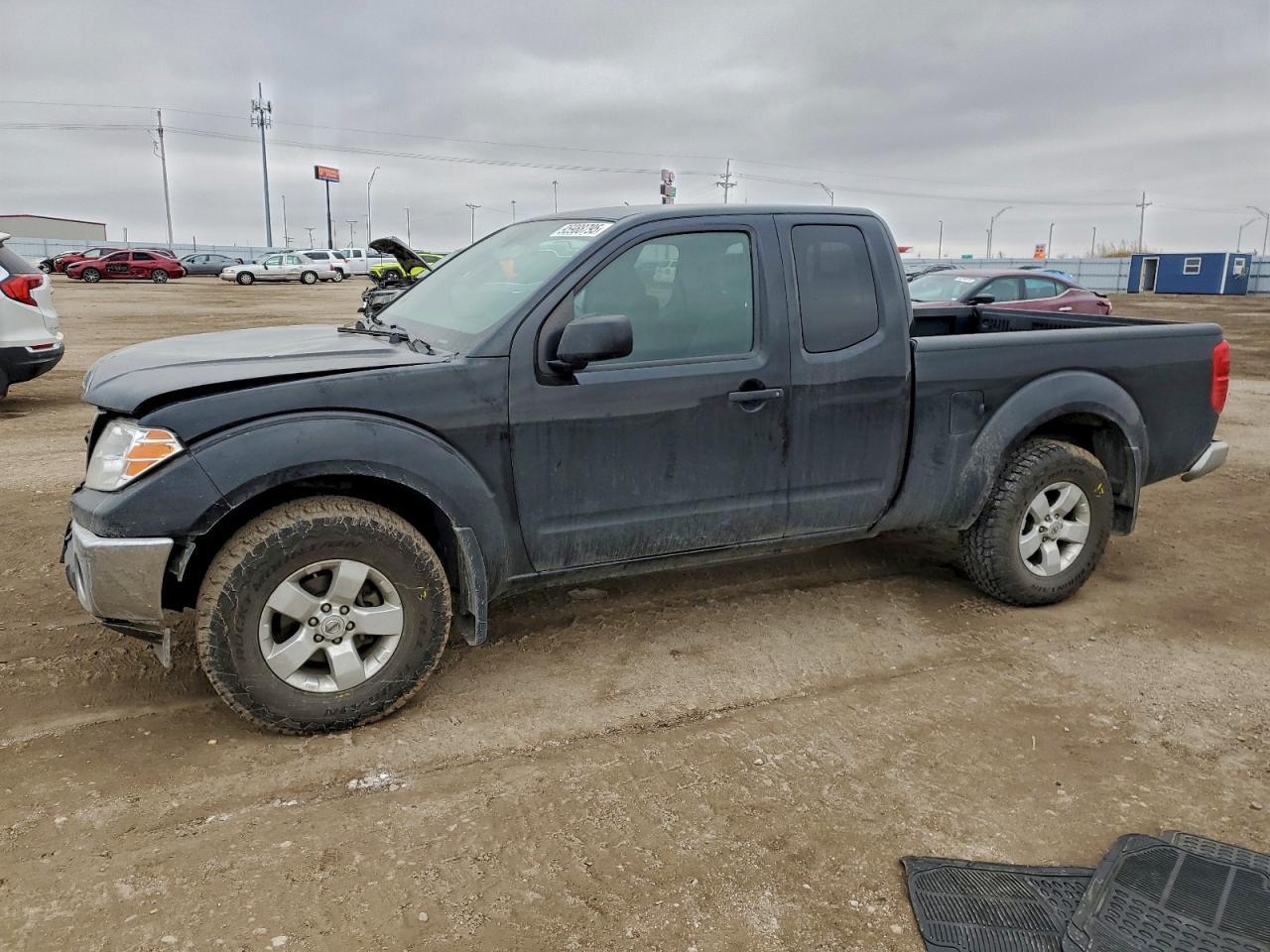 2011 NISSAN Frontier