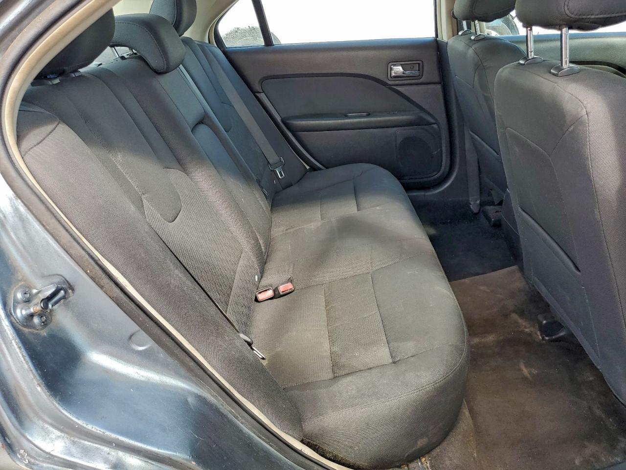 2011 FORD FUSION