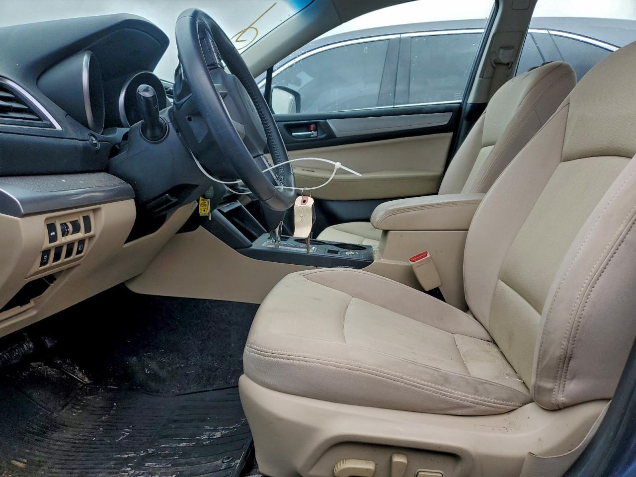 2015 SUBARU Legacy