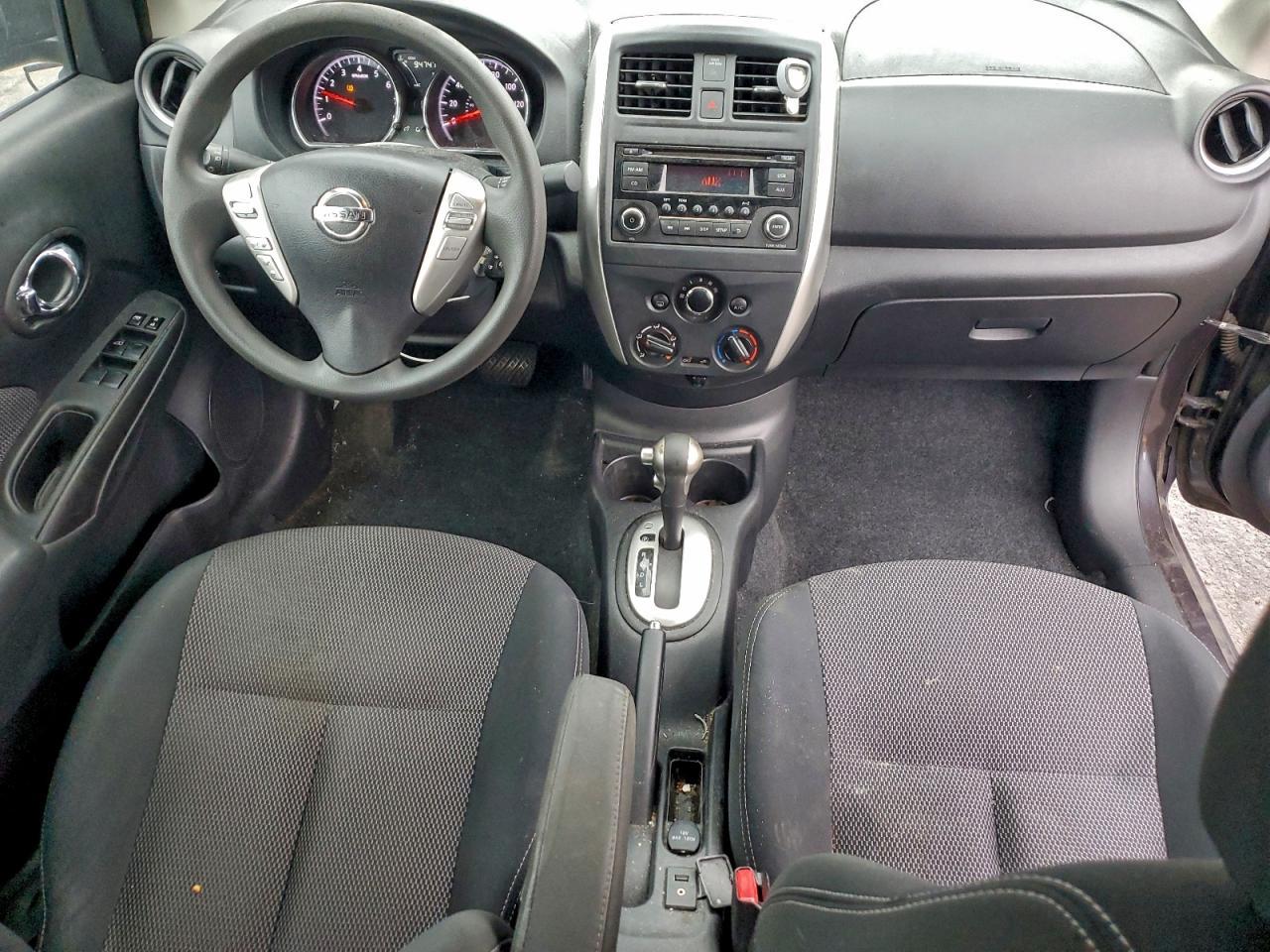 2015 NISSAN VERSA
