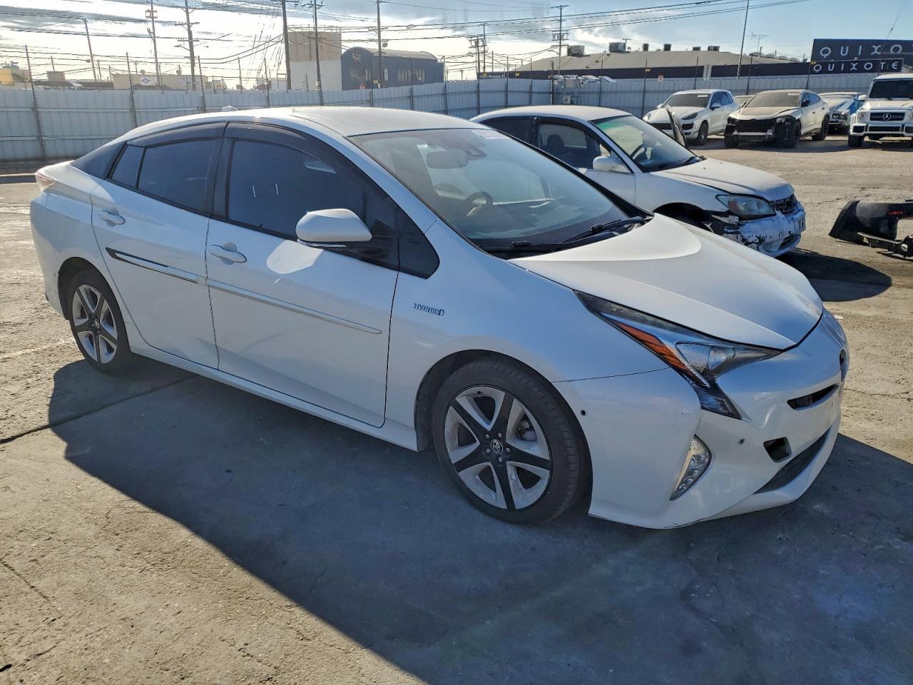 2017 TOYOTA PRIUS