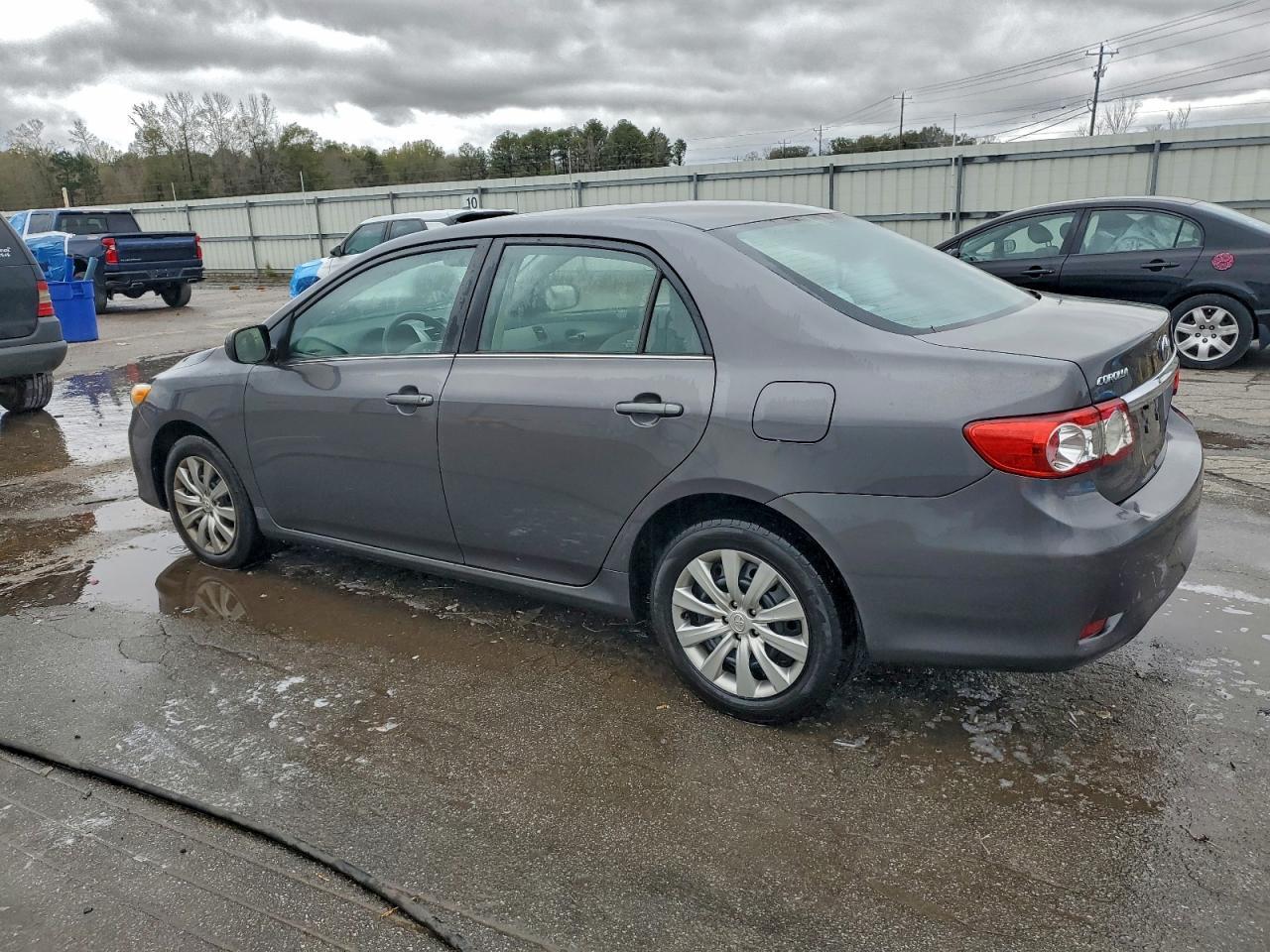 2013 TOYOTA COROLLA