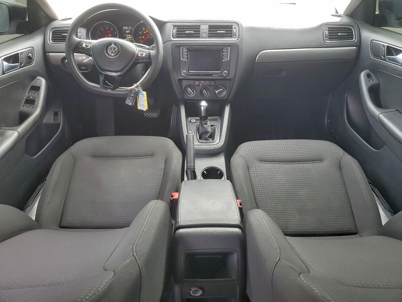 2016 VOLKSWAGEN JETTA