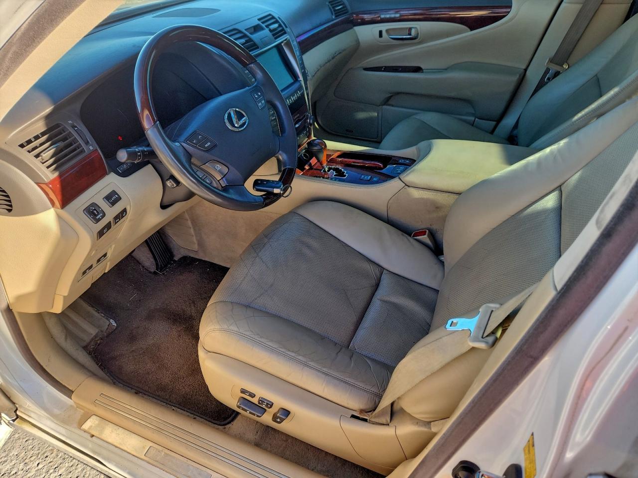 2009 LEXUS LS 460