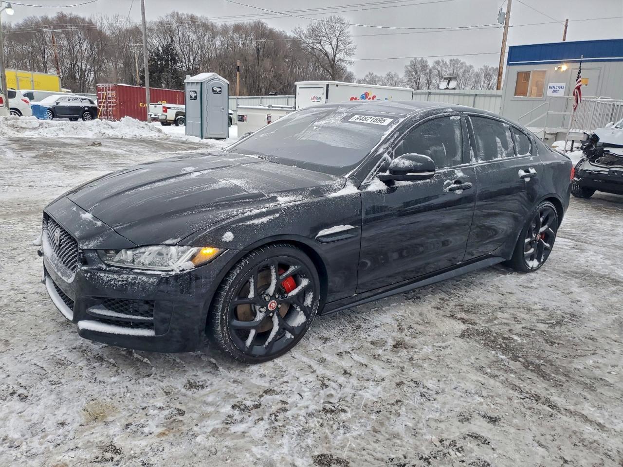 2019 JAGUAR XE