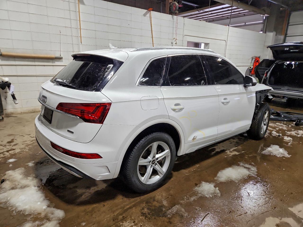 2022 AUDI Q5