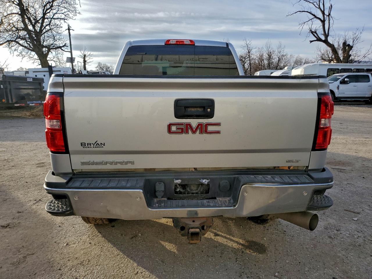 2016 GMC Sierra