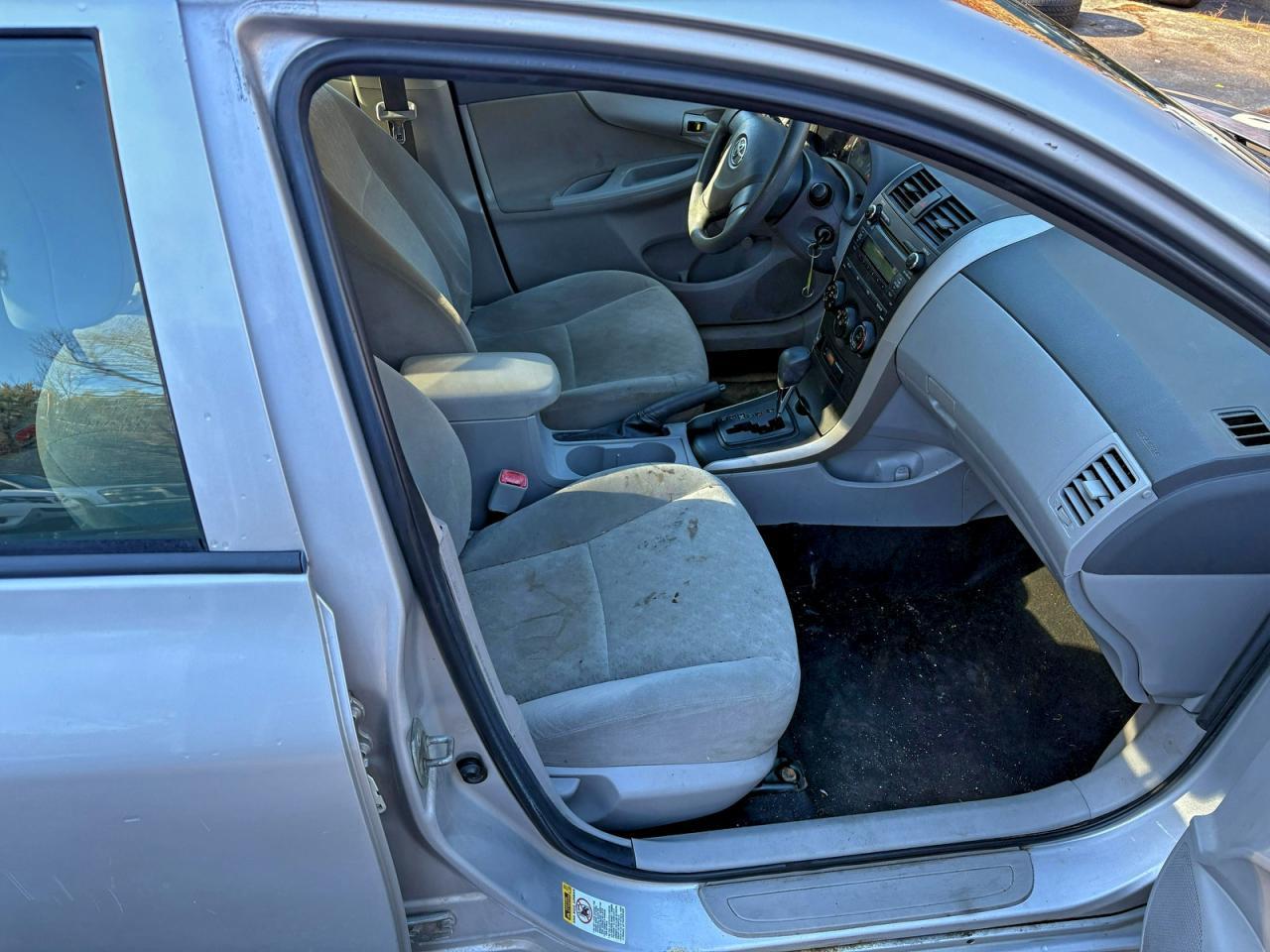 2010 TOYOTA COROLLA