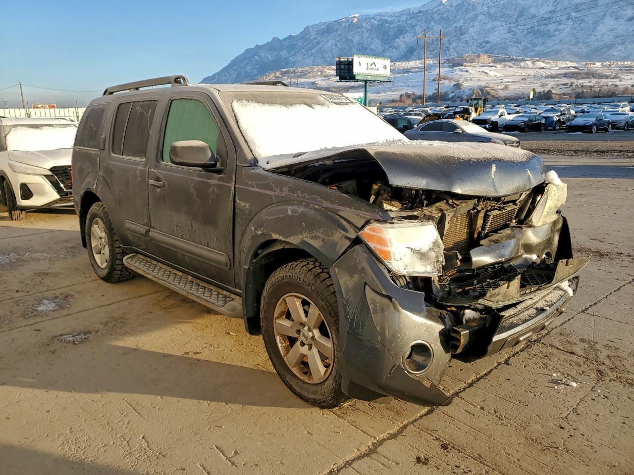 2010 NISSAN PATHFINDER