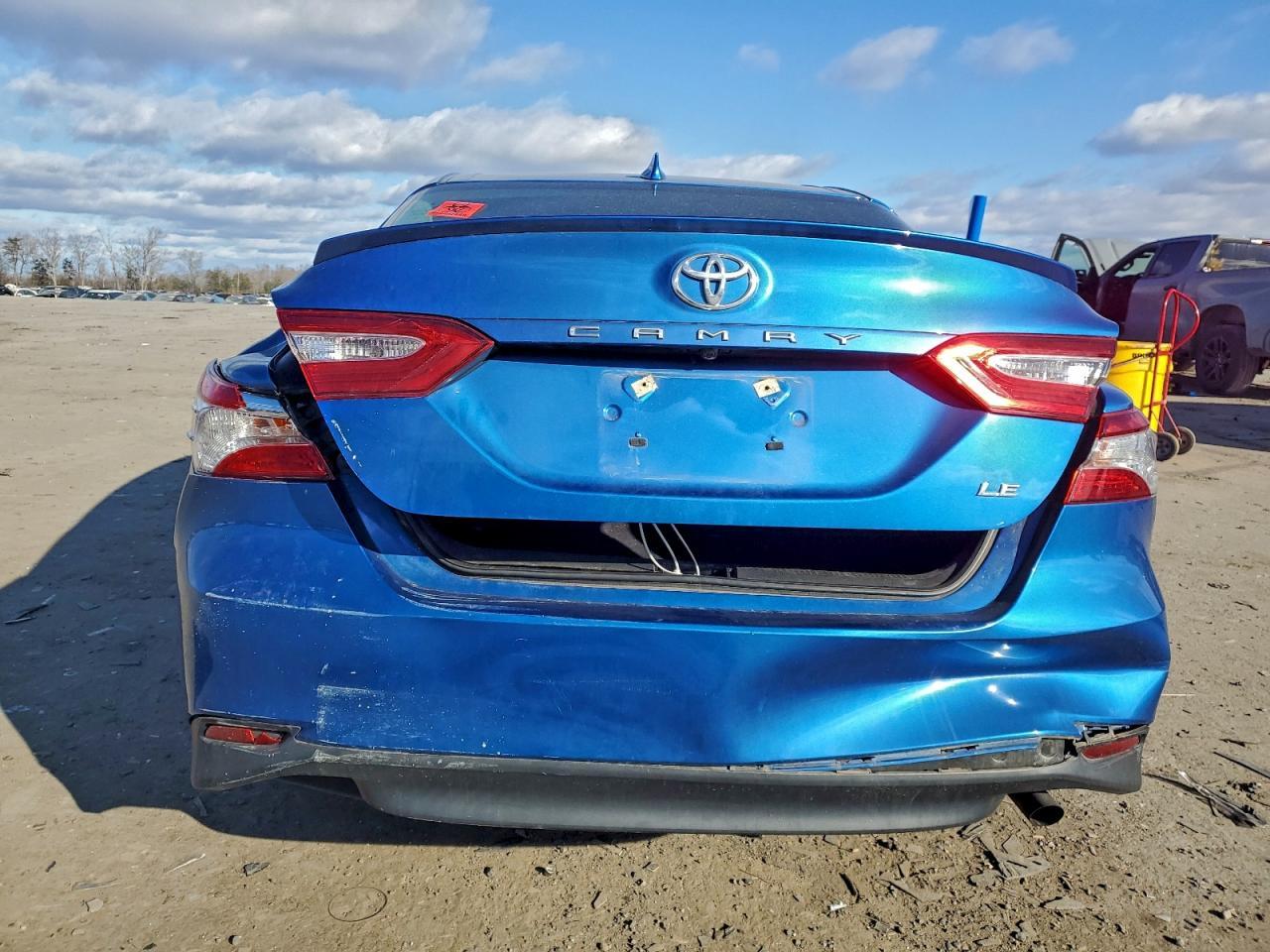 2019 TOYOTA CAMRY