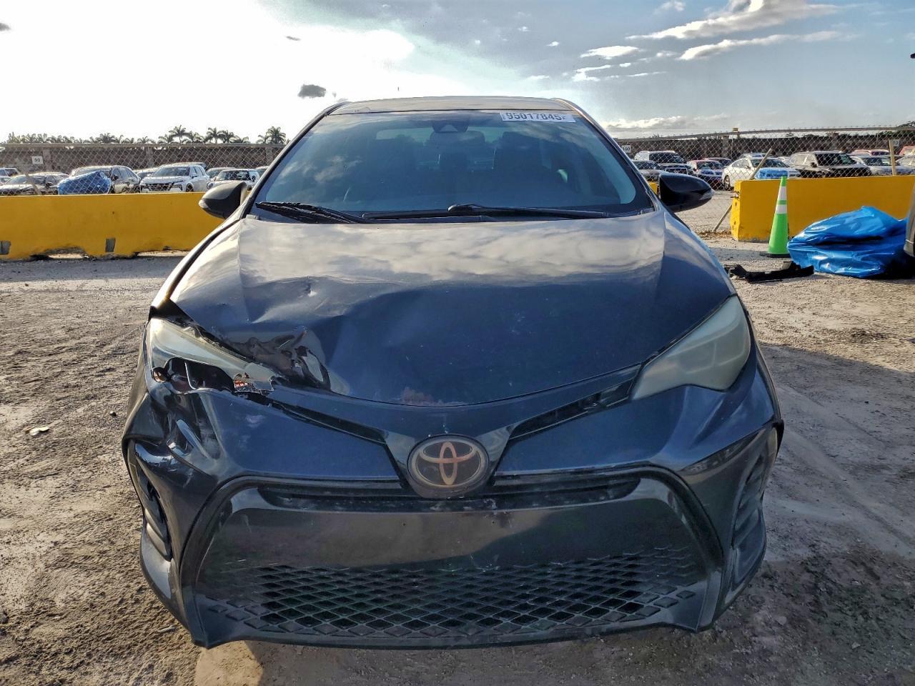 2018 TOYOTA COROLLA
