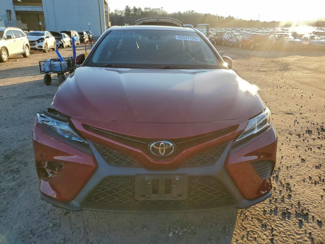 2018 TOYOTA CAMRY