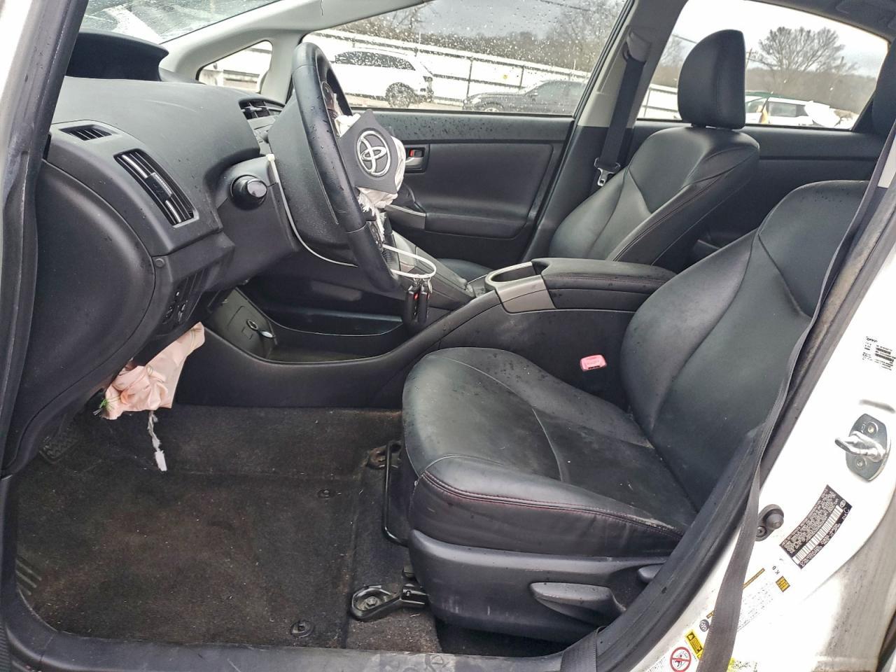 2013 TOYOTA PRIUS