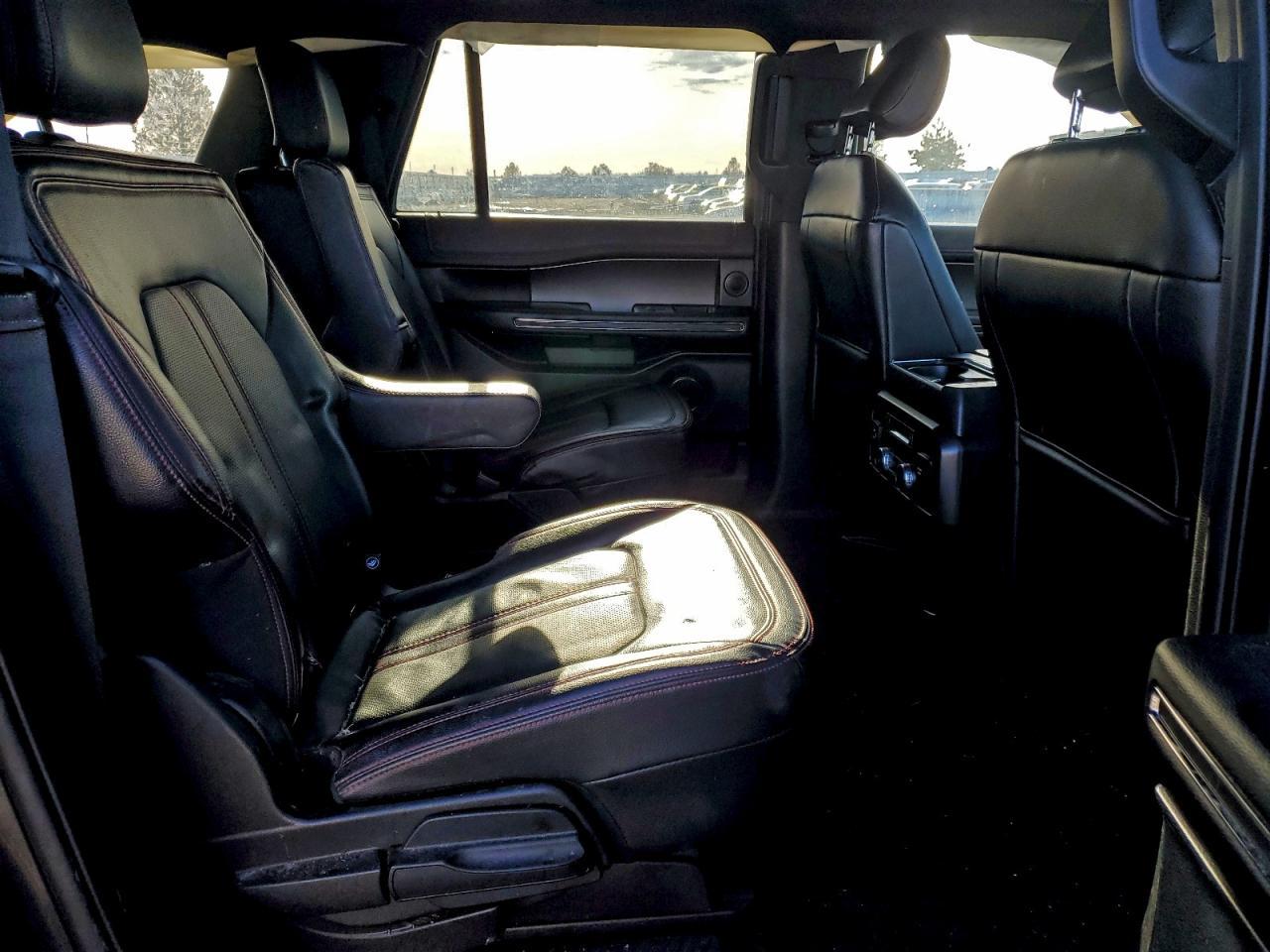 2021 FORD Expedition