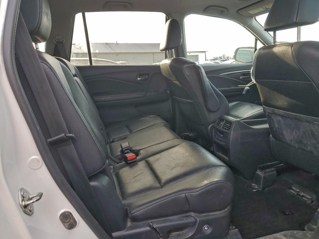 2017 HONDA PILOT
