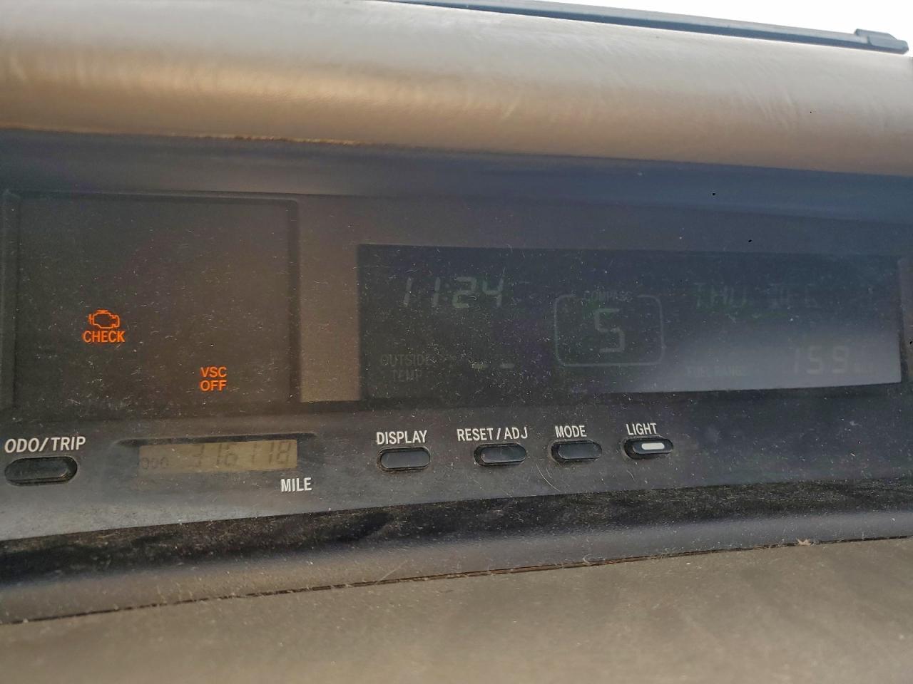 2002 TOYOTA Avalon