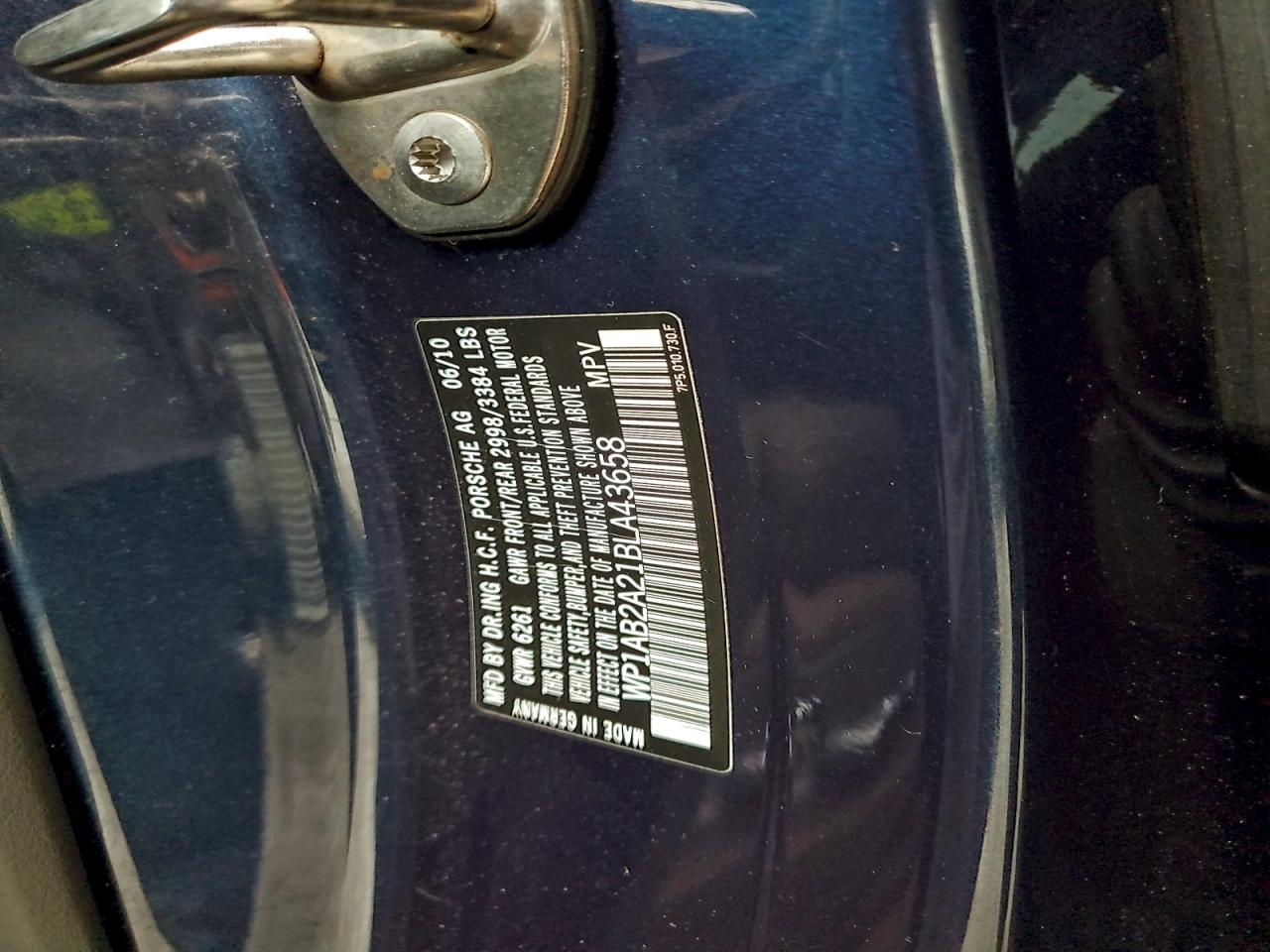 2011 PORSCHE CAYENNE