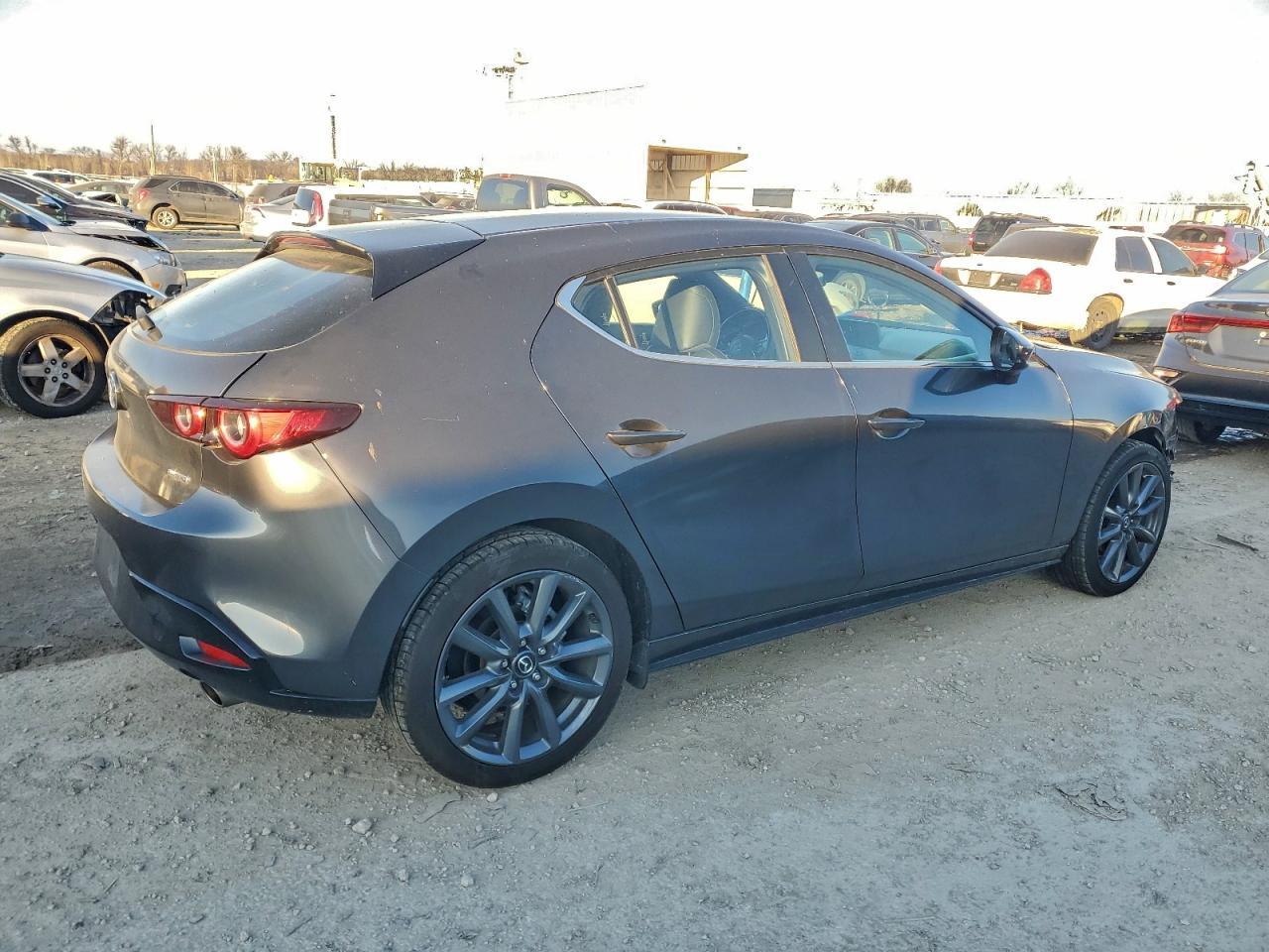 2023 MAZDA 3