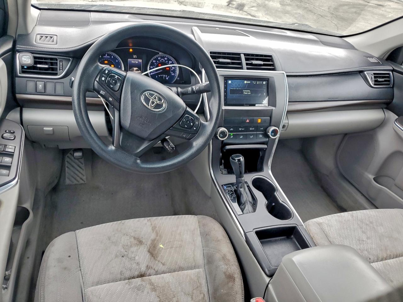 2016 TOYOTA CAMRY