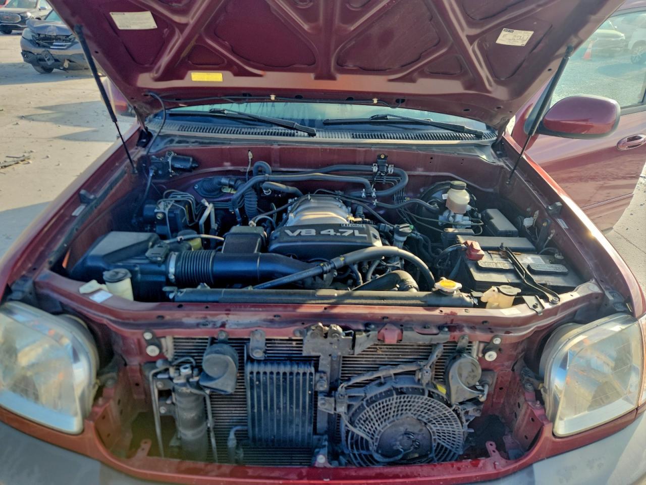2004 TOYOTA Sequoia