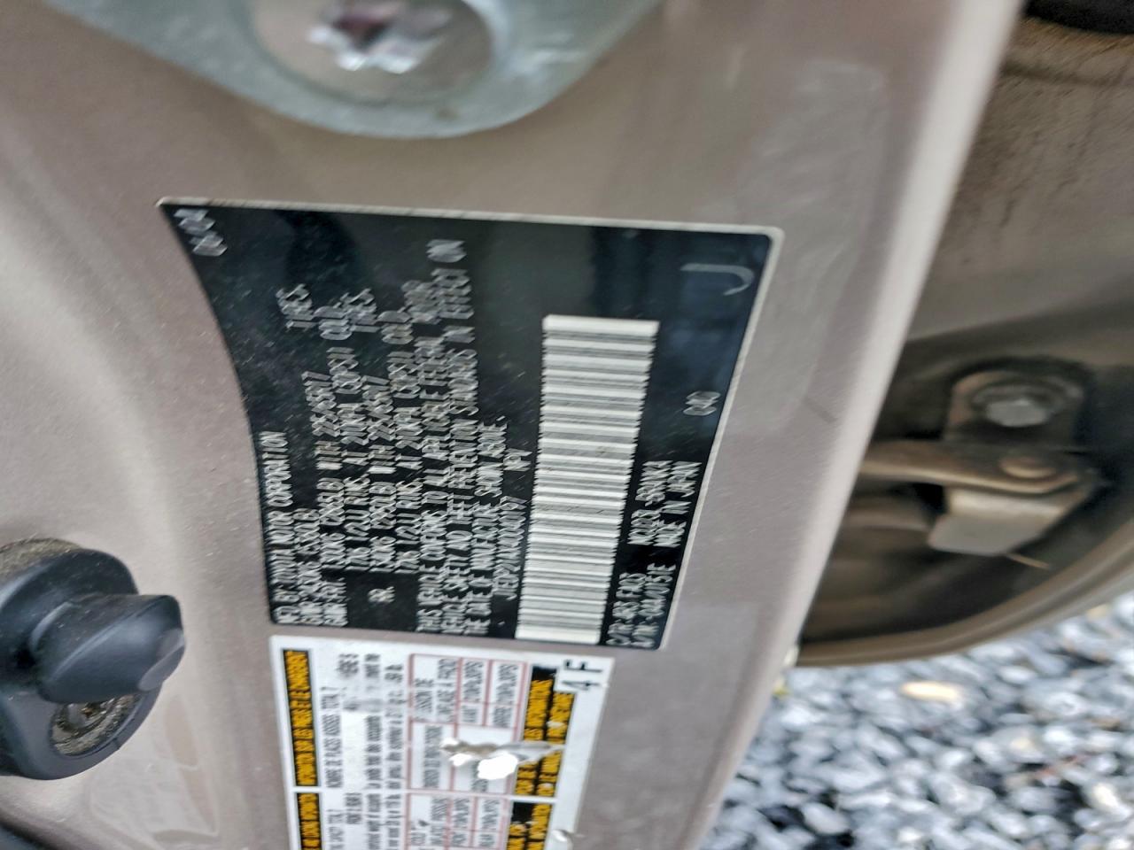 2004 TOYOTA HIGHLANDER