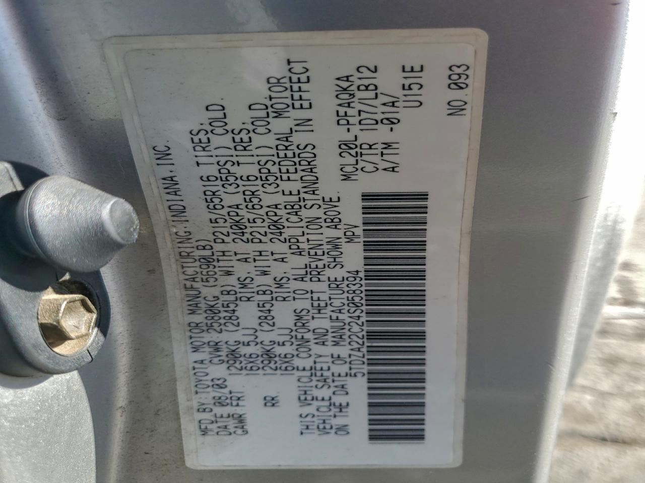 2004 TOYOTA SIENNA