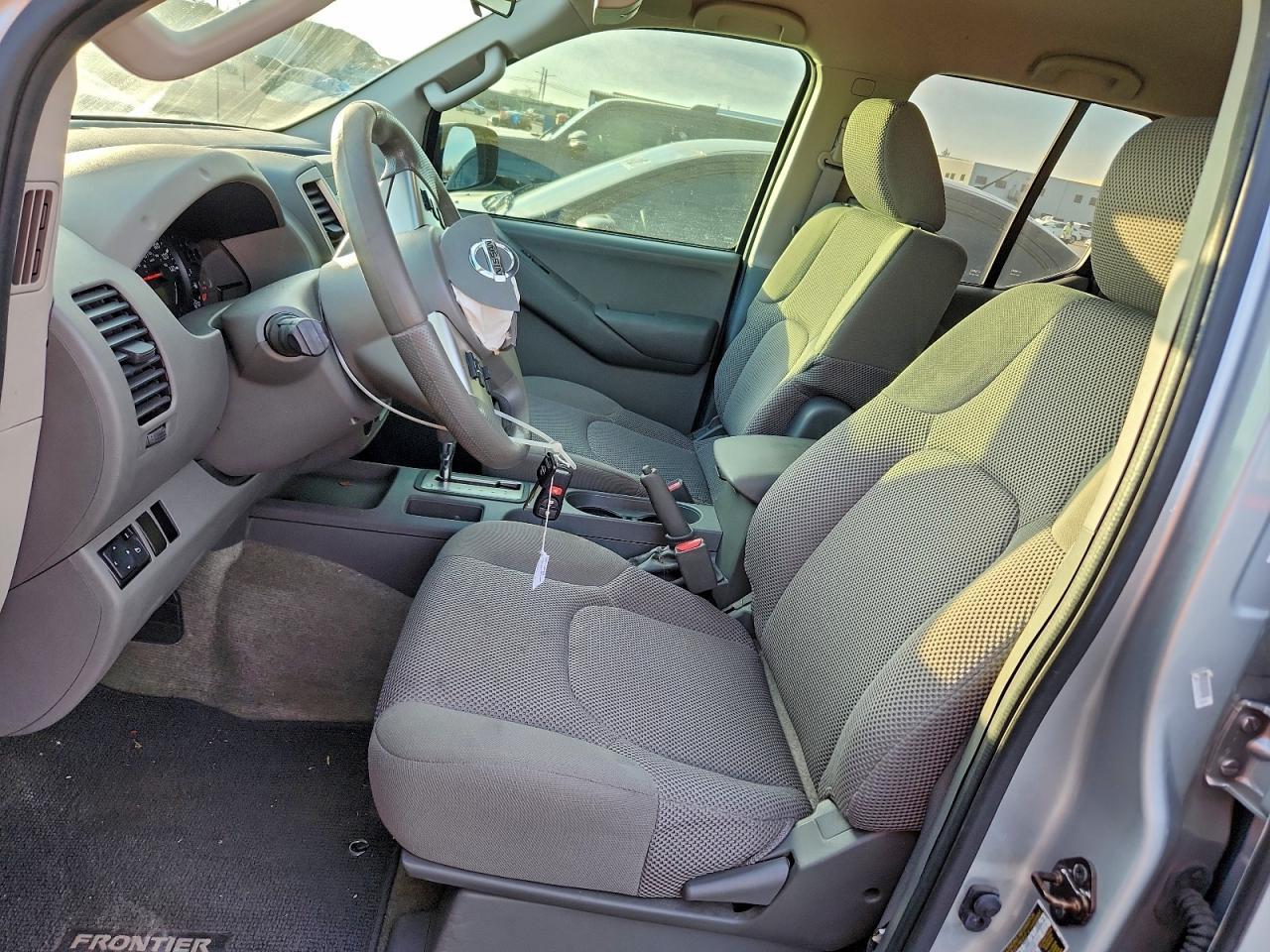 2014 NISSAN Frontier