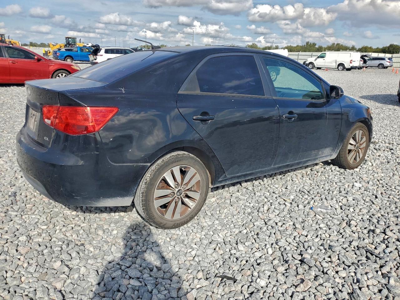 2013 KIA FORTE