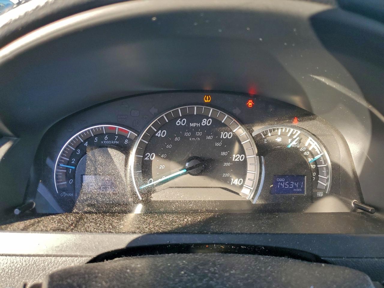 2014 TOYOTA CAMRY