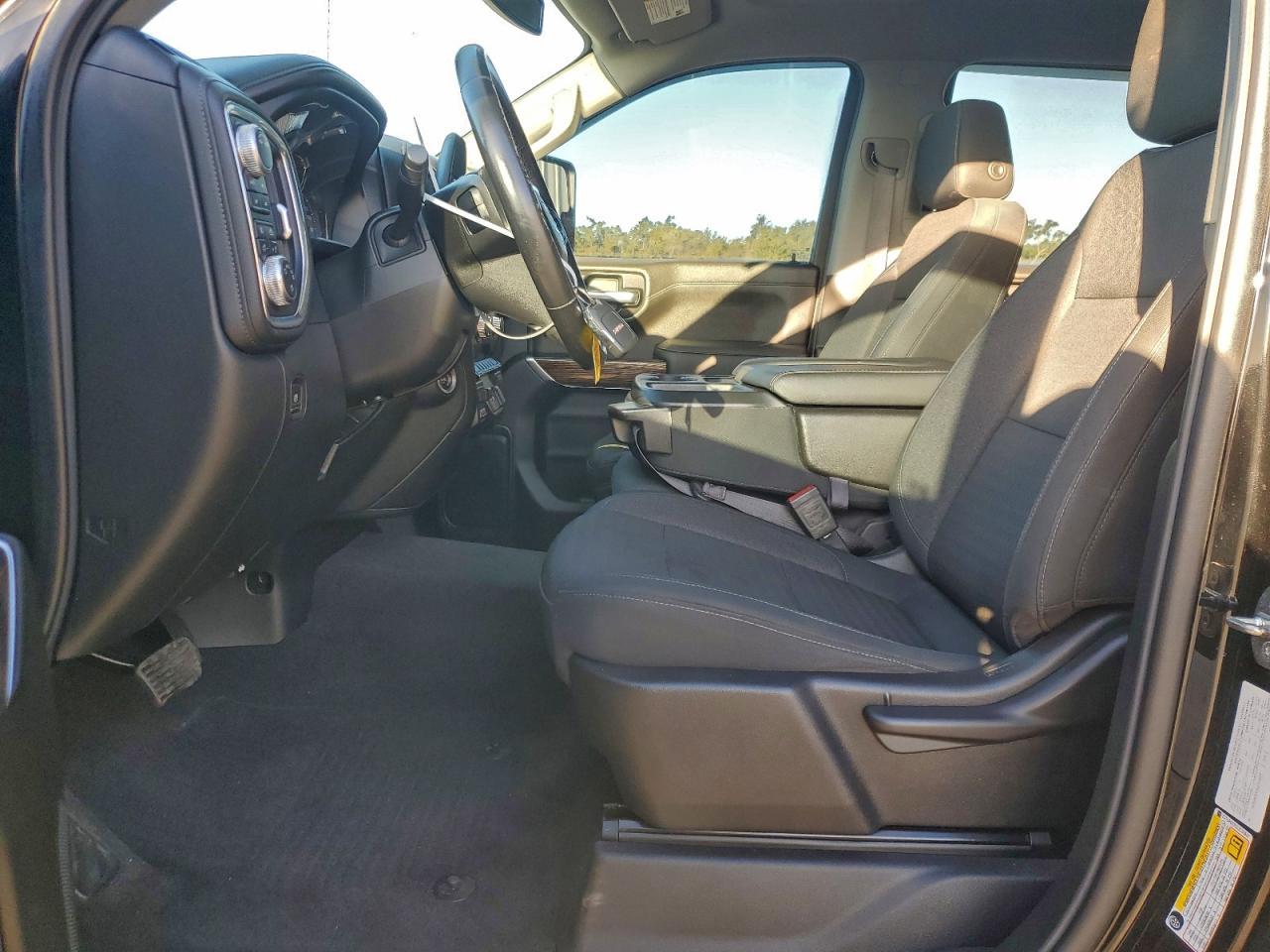 2020 GMC Sierra