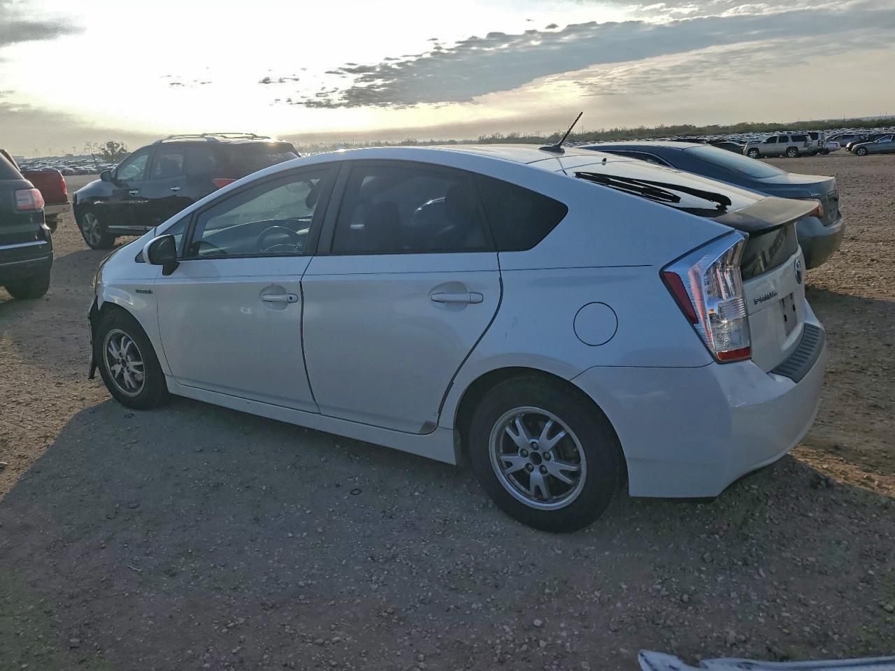 2011 TOYOTA PRIUS