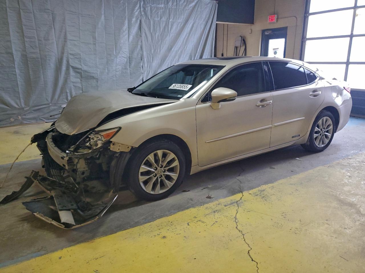 2014 LEXUS ES 300H