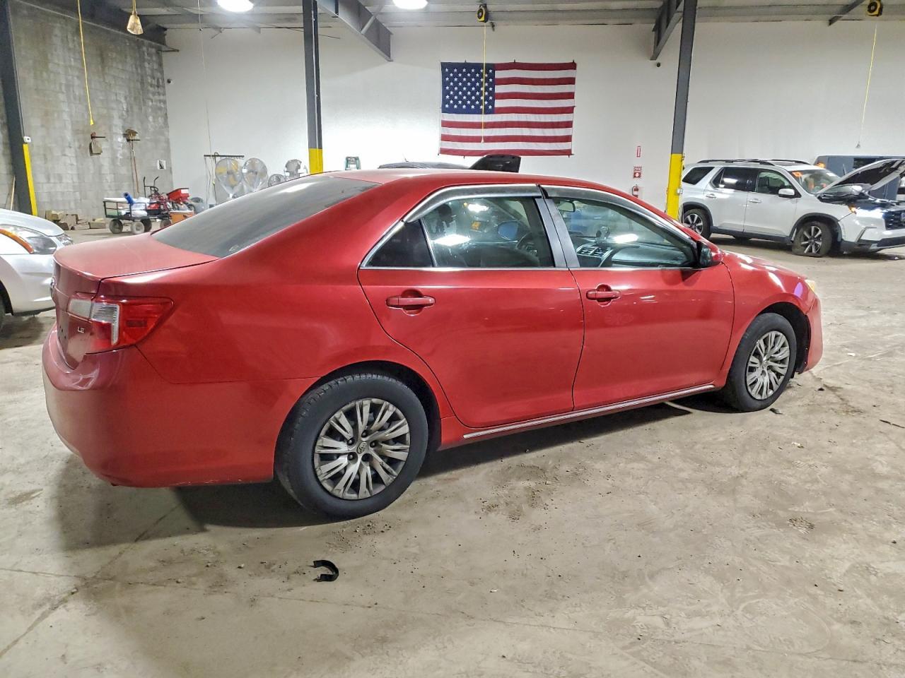 2014 TOYOTA CAMRY