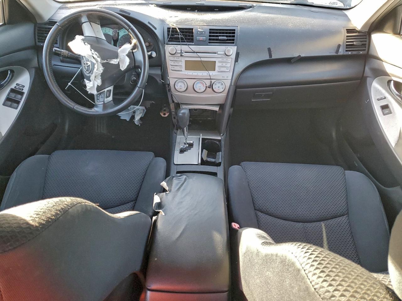 2011 TOYOTA CAMRY