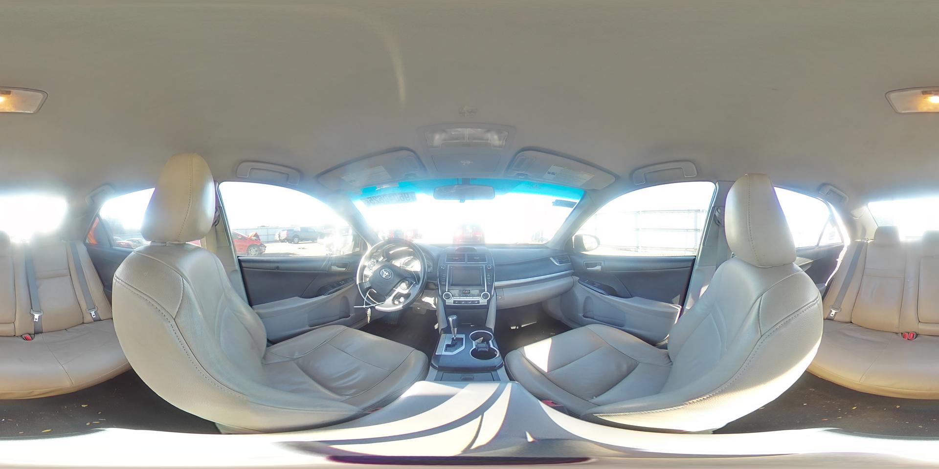 2014 TOYOTA CAMRY