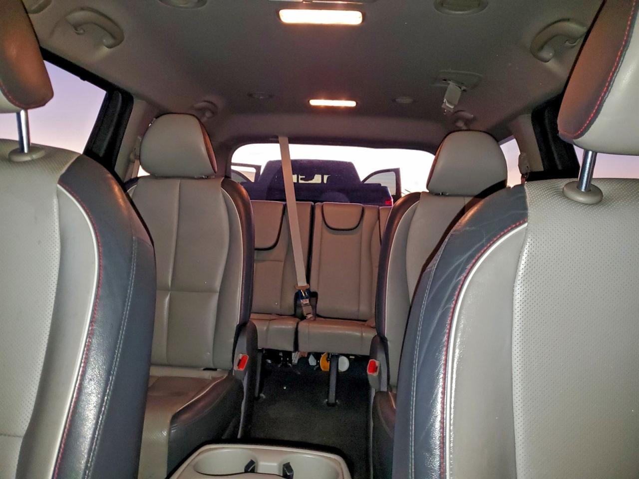 2017 KIA SEDONA