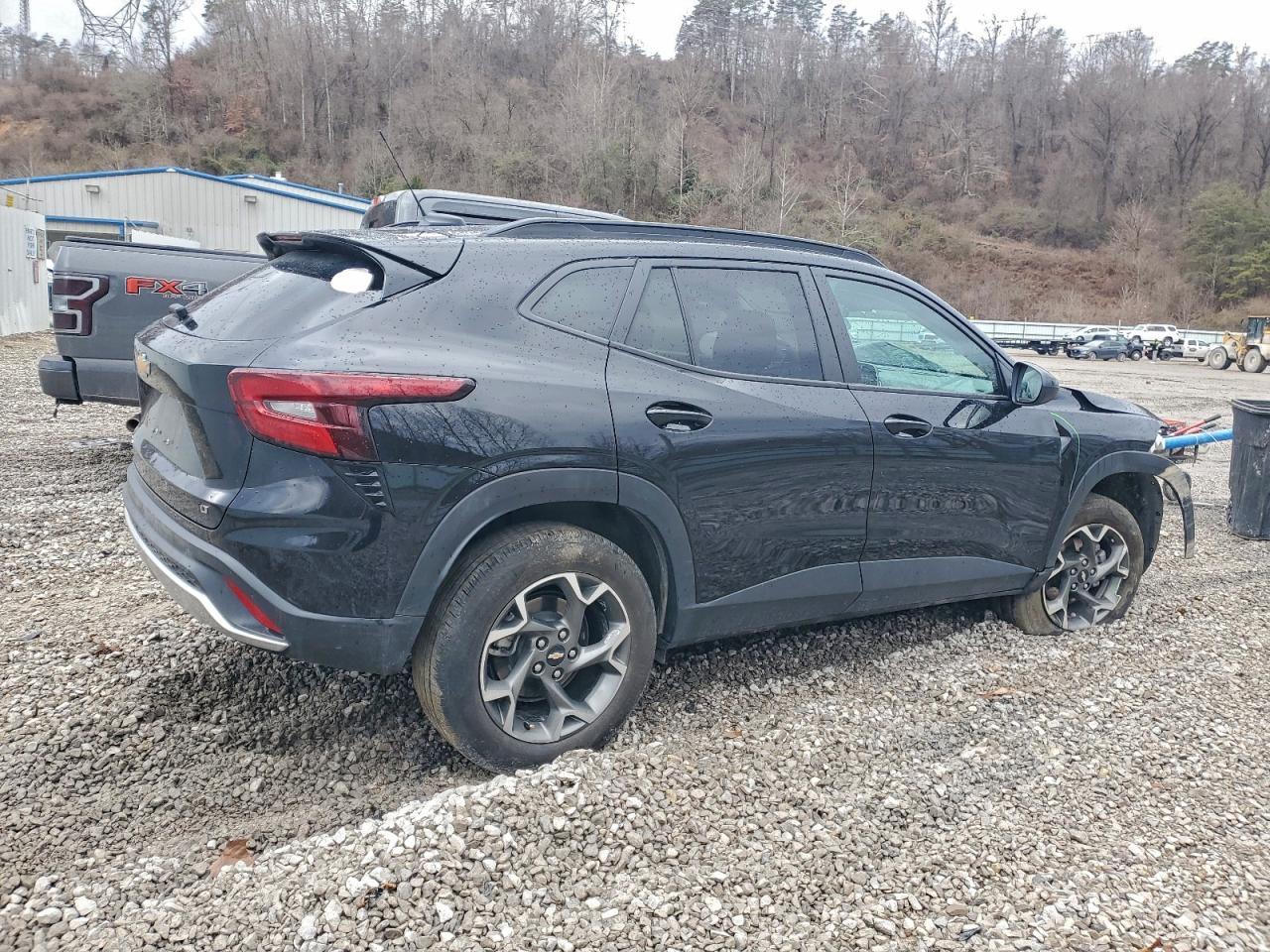 2025 CHEVROLET TRAX