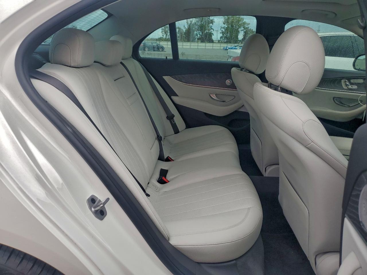 2021 MERCEDES-BENZ E-Class