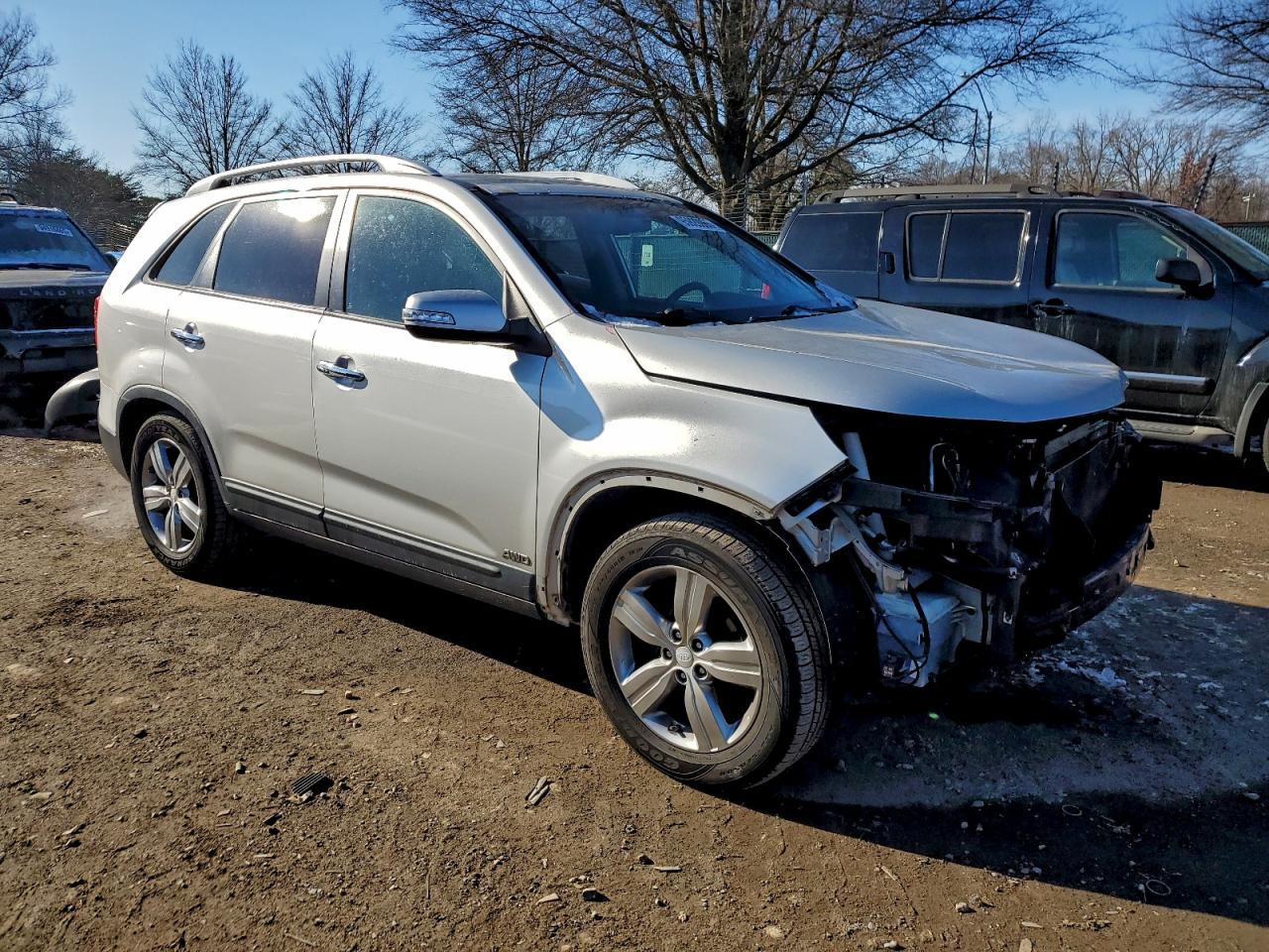 2013 KIA SORENTO