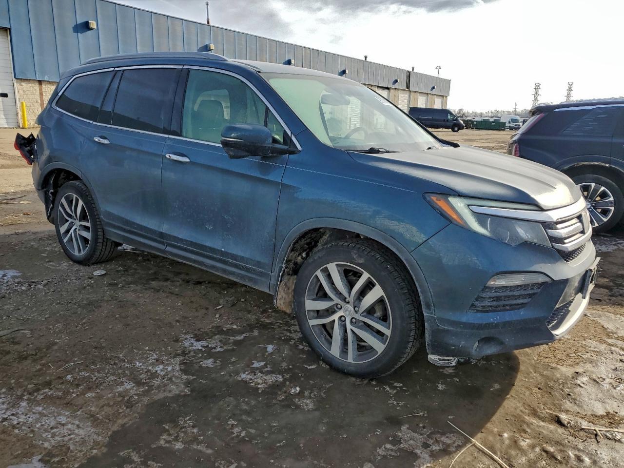 2017 HONDA PILOT