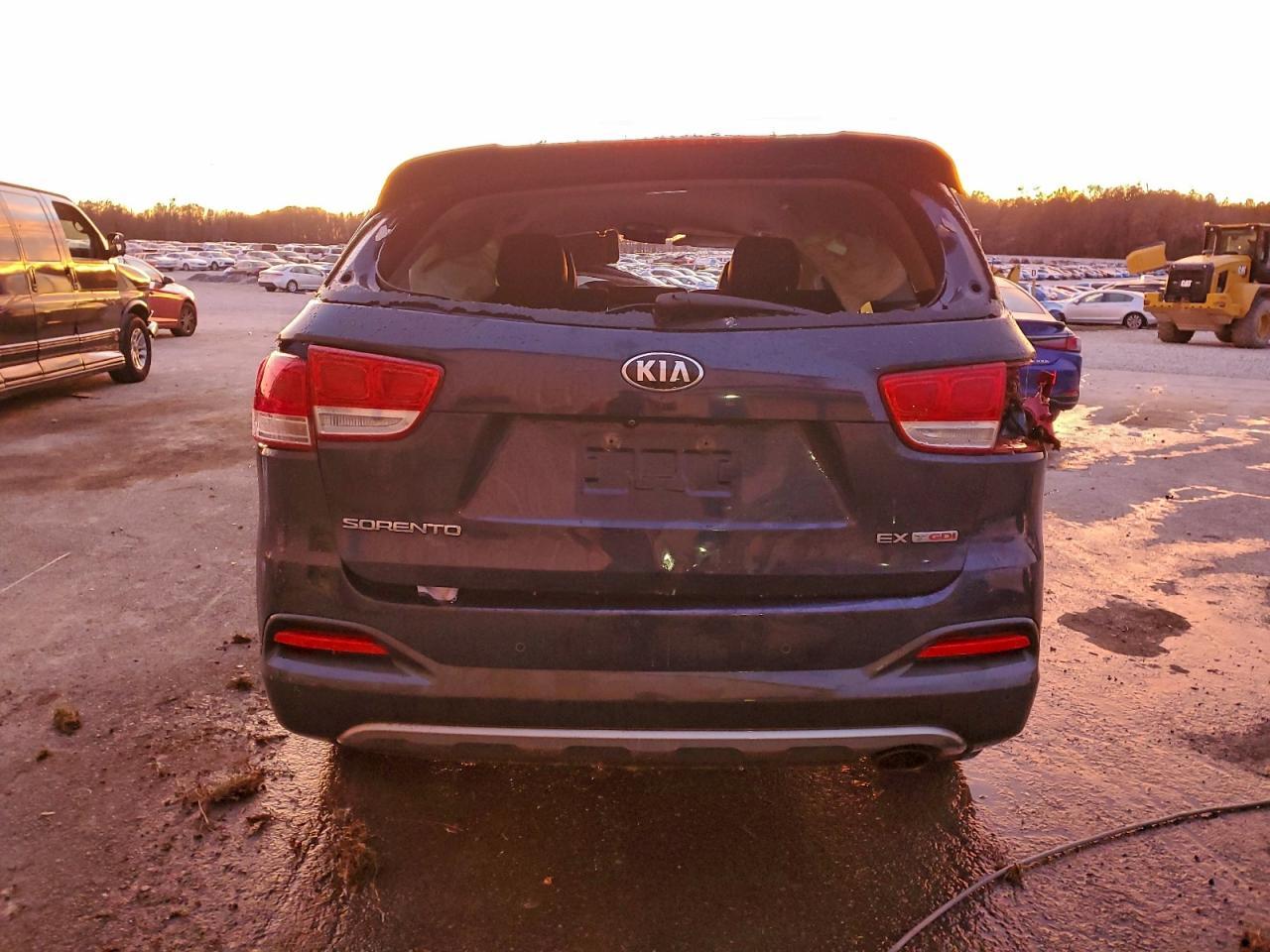 2016 KIA SORENTO