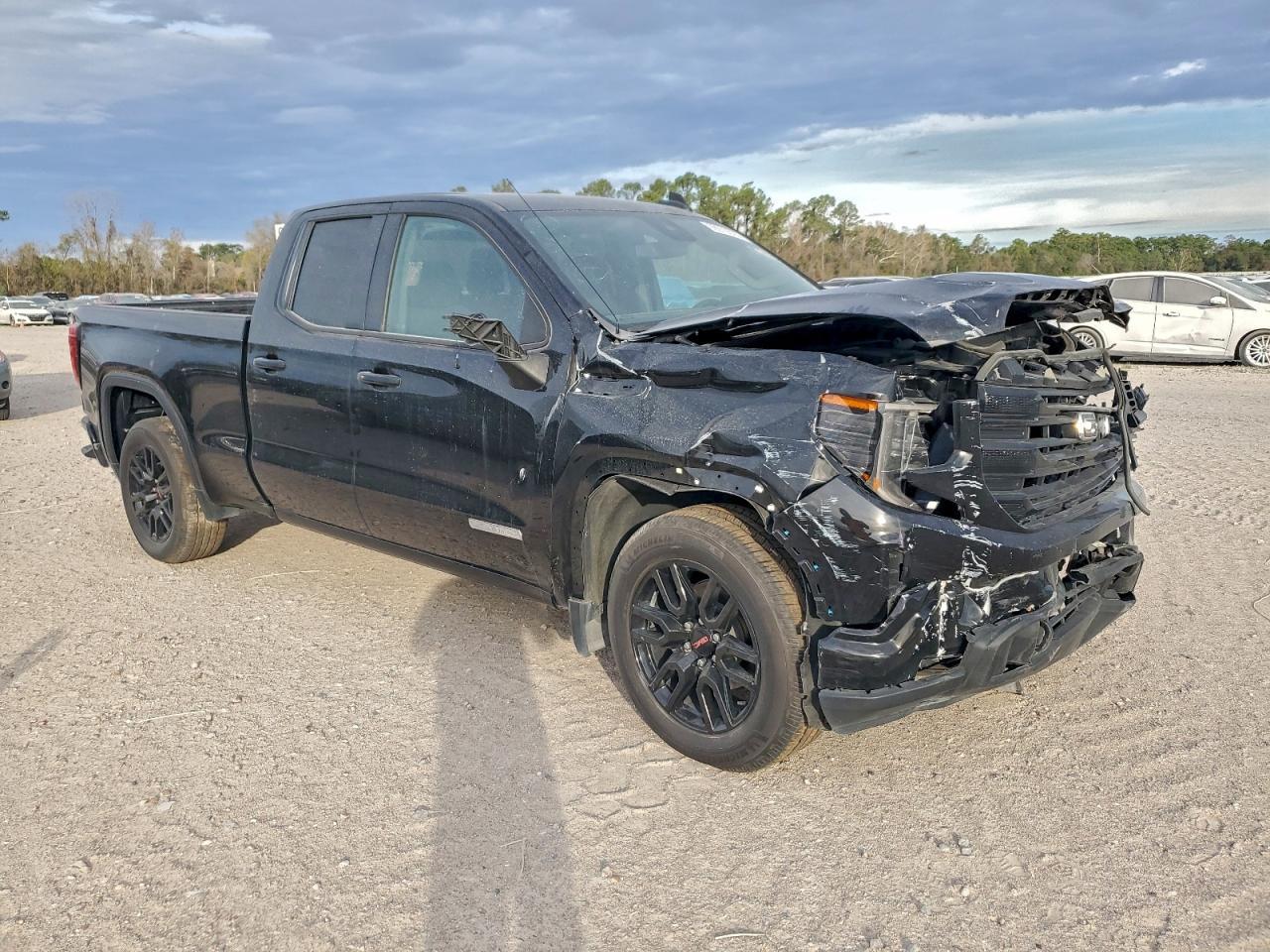 2023 GMC Sierra