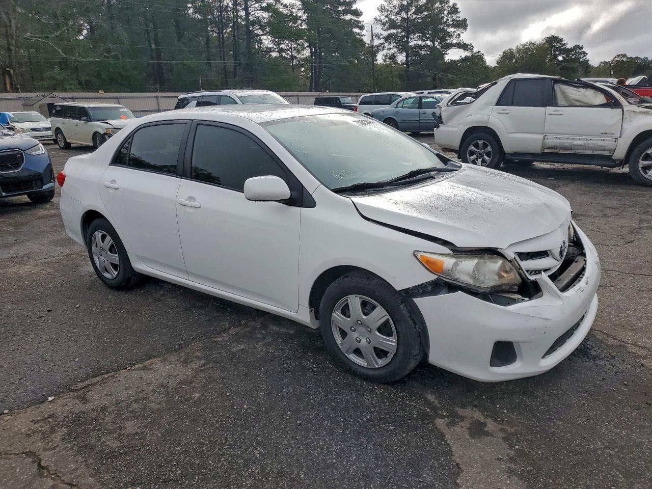 2011 TOYOTA COROLLA