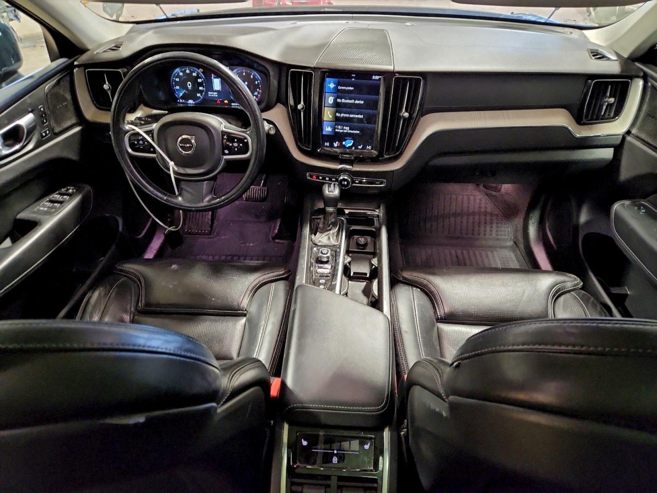 2021 VOLVO XC60