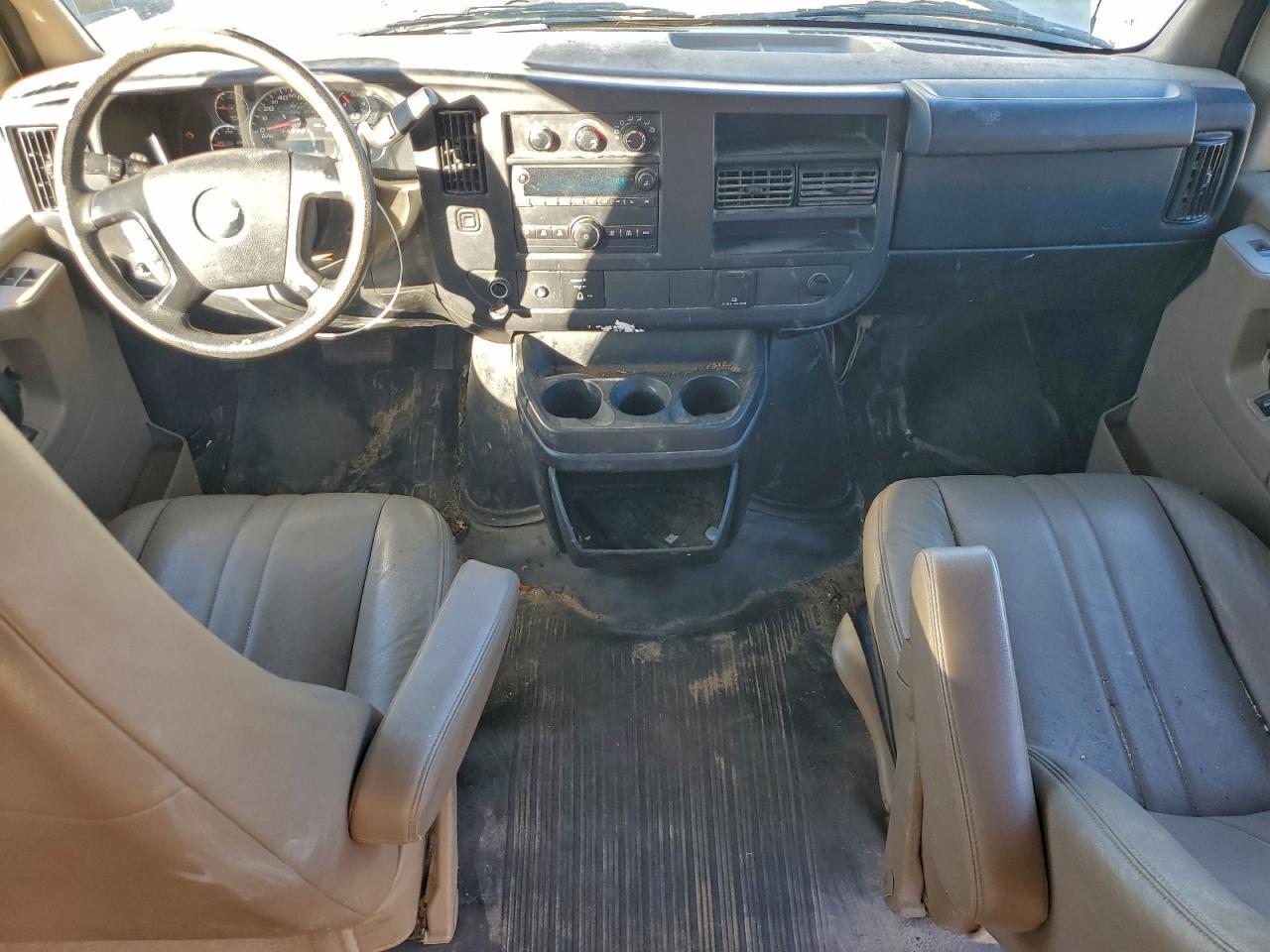 2015 CHEVROLET EXPRESS 2500