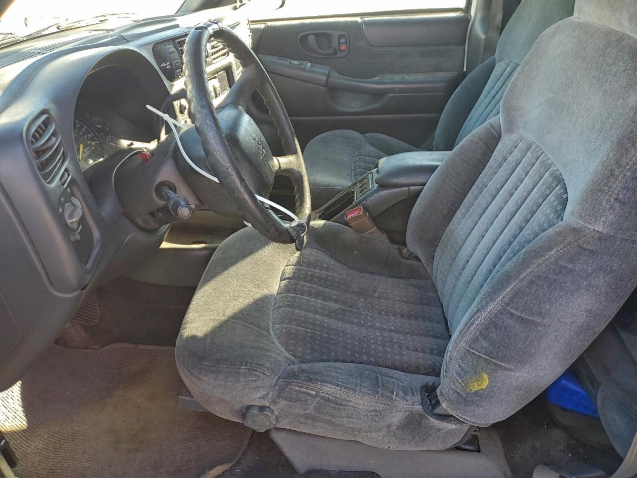 2000 CHEVROLET BLAZER